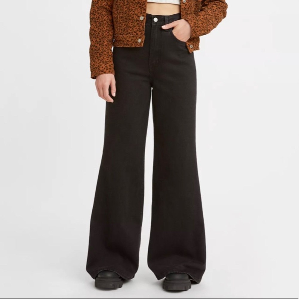 Levi’s loose flare jeans
